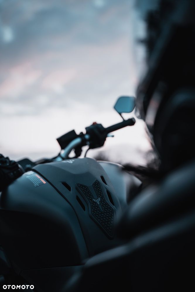 Yamaha MT - 6