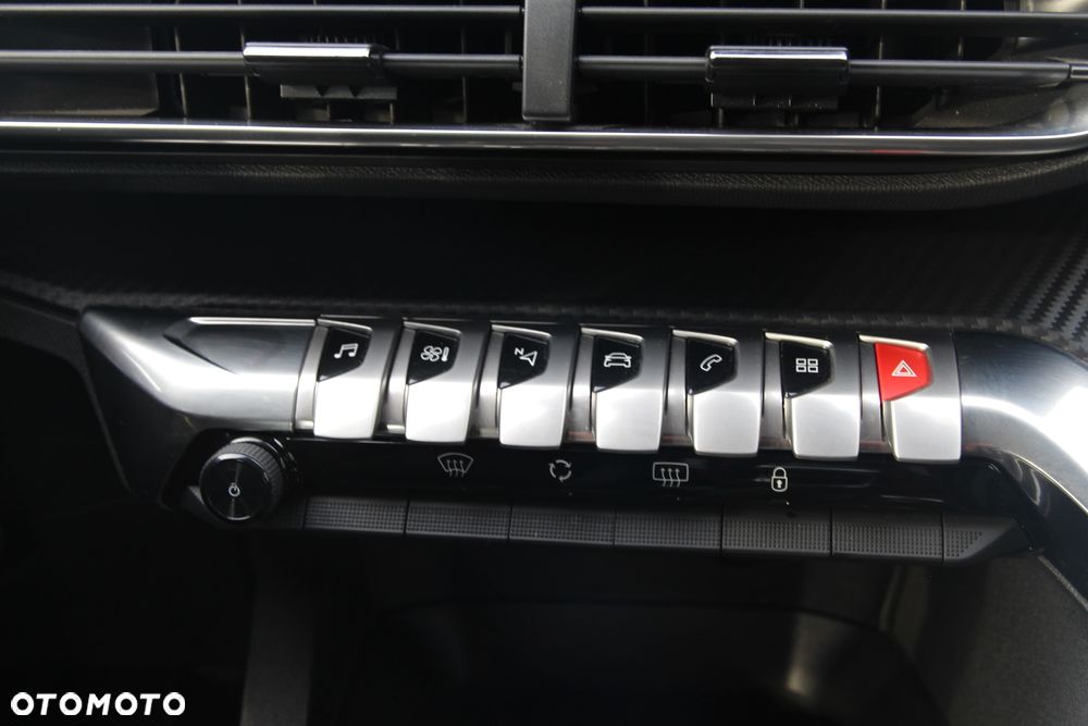 Peugeot 5008 HDI 115 Active - 19
