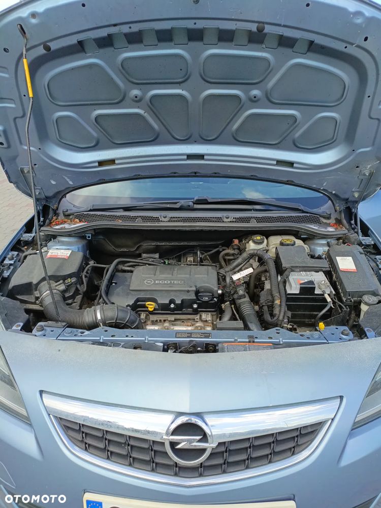 Opel Astra 1.4 Turbo - 5