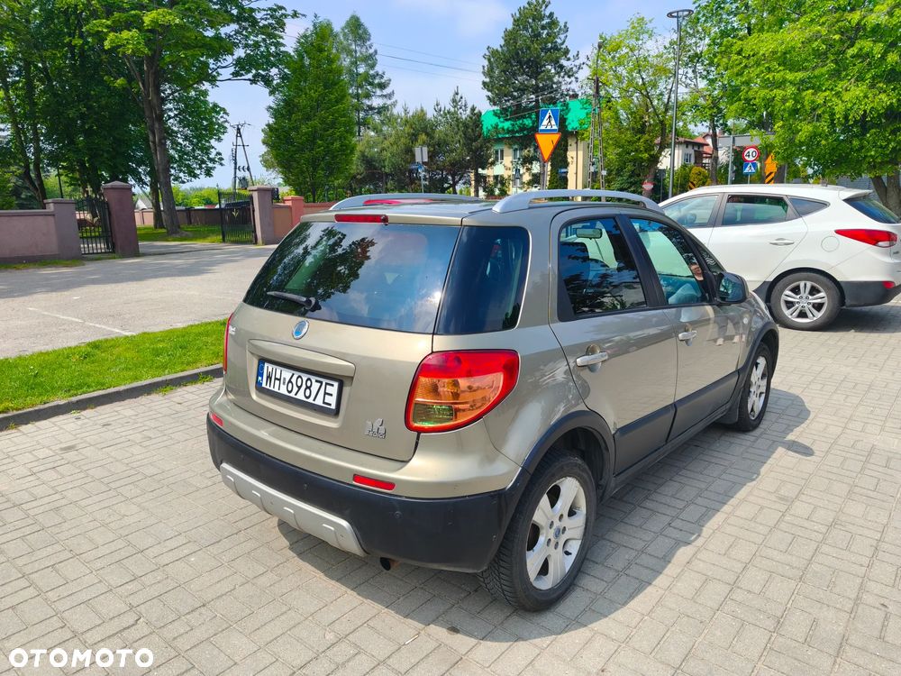 Fiat Sedici 1.9 Multijet 4x4 Emotion - 5