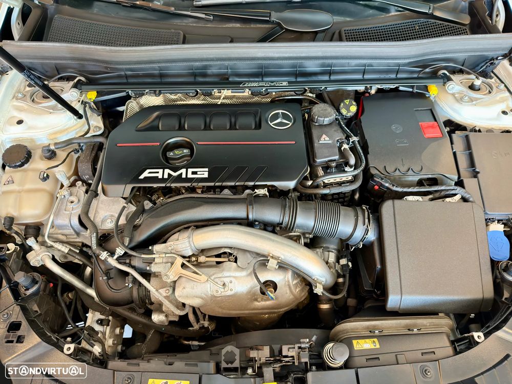 Mercedes-Benz GLB 35 AMG 4Matic - 53