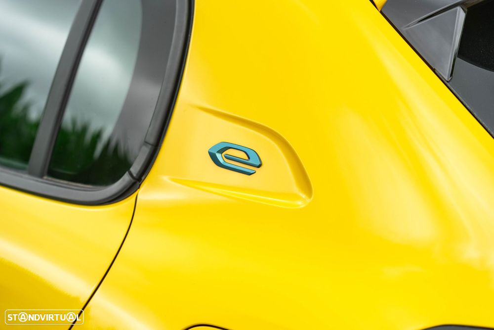 Peugeot e-208 50 kWh Active Pack - 8