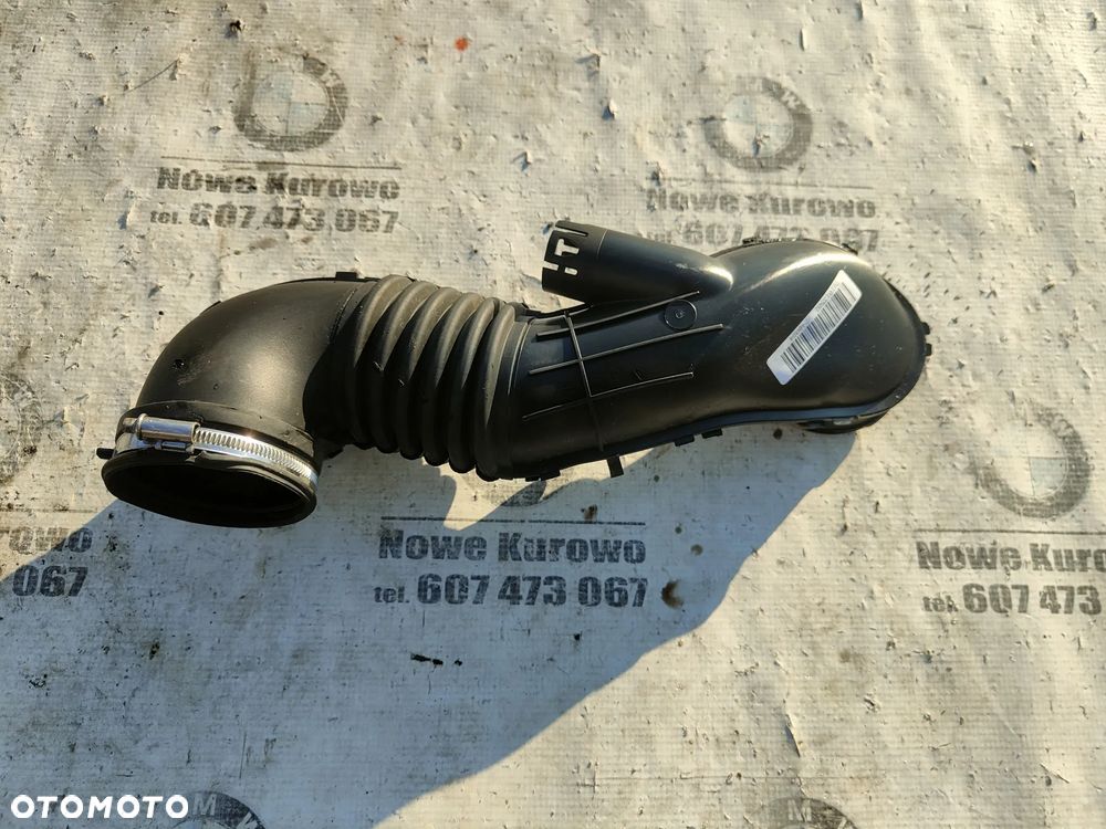 BMW E87 E81 E82 E90 E91 2.0d N47 Rura dolot powietrza 7810135 7804846 - 1