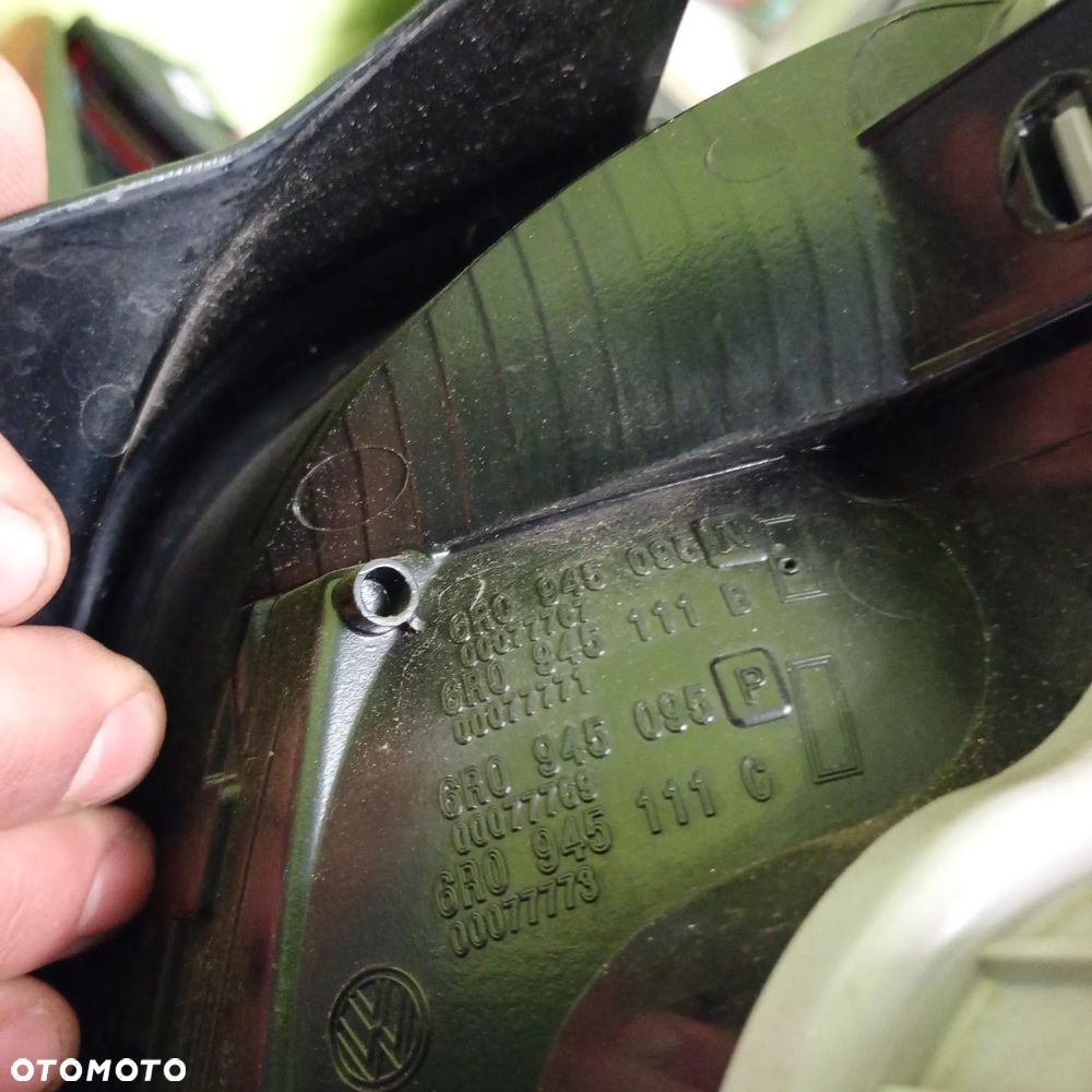 Lampa tylna lewa Polo 6R 6R0945095N - 3