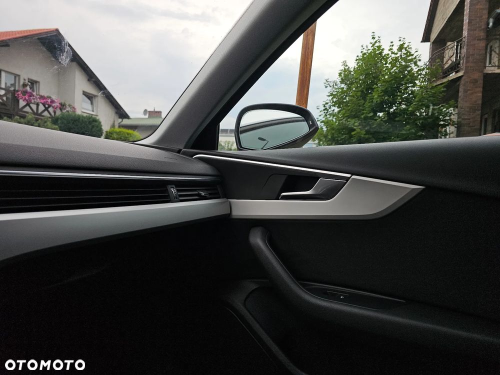 Audi A4 Avant 30 TDI mHEV S tronic - 11