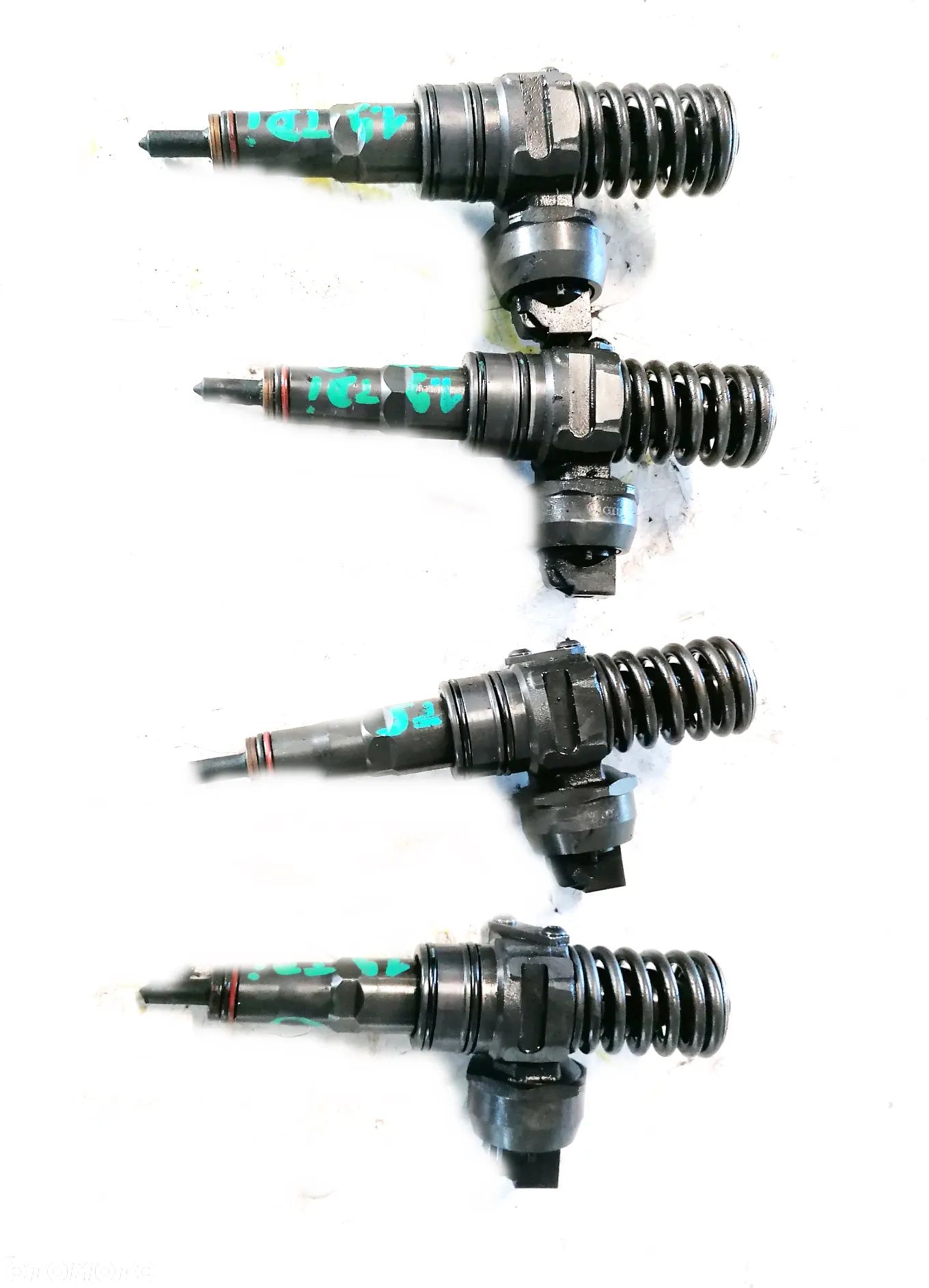 VW T5 MULTIVAN 05r 1.9 TDI POMPOWTRYSKIWACZE 0414720215 - 1