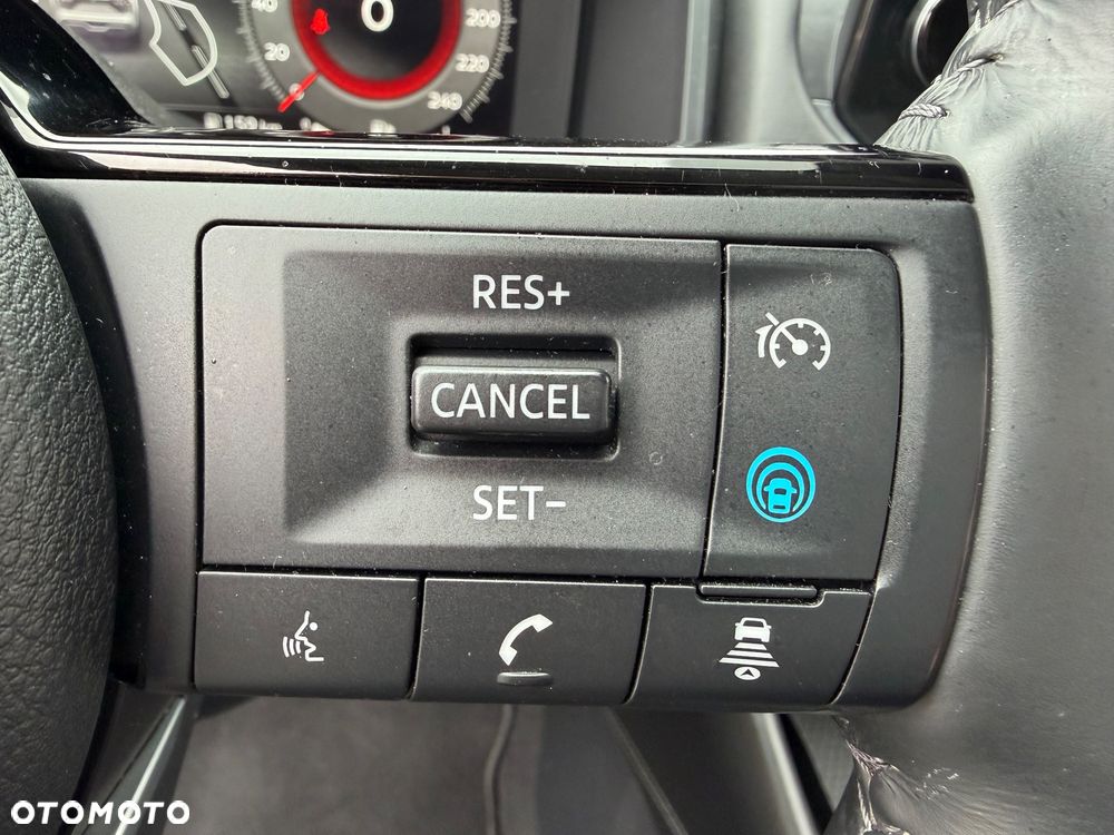 Nissan Qashqai 1.3 DIG-T N-Connecta - 26