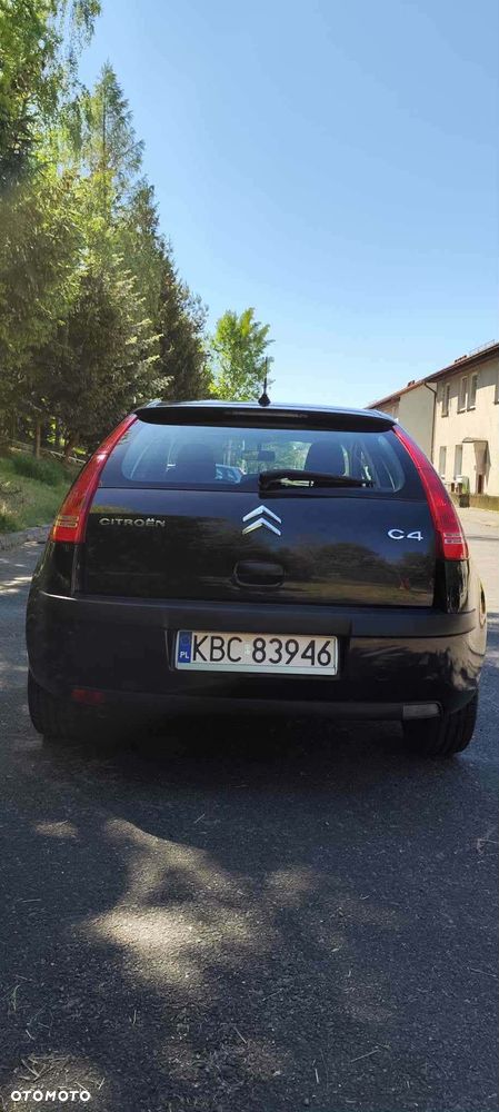 Citroën C4 1.4 16V X - 7