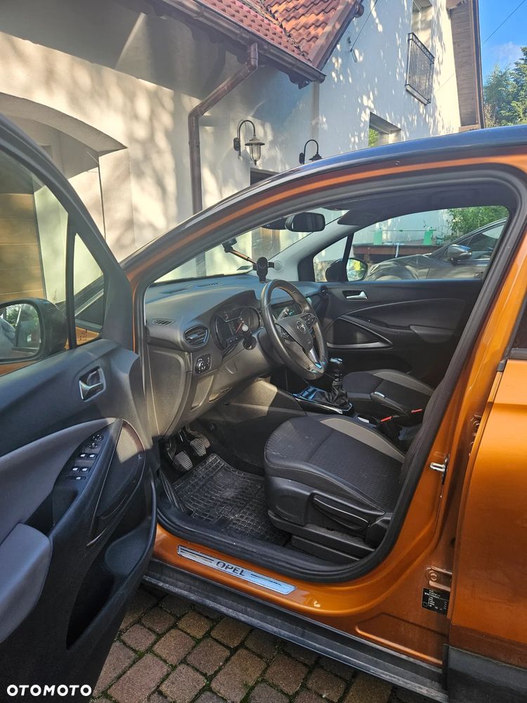 Opel Crossland X 1.2 T Enjoy S&S - 4