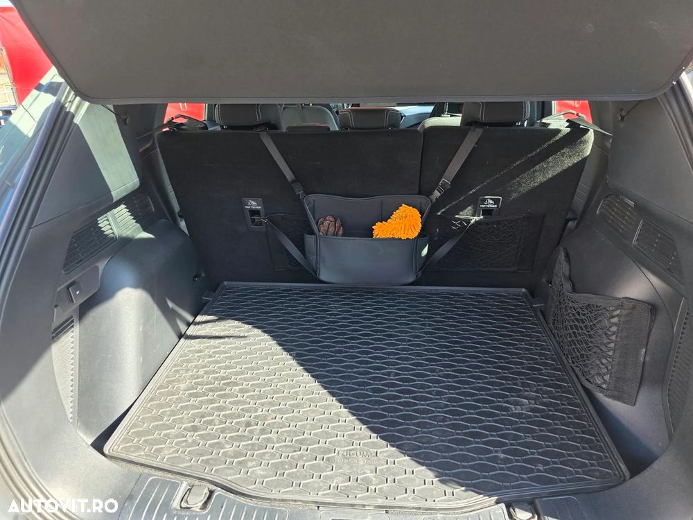 Ford Kuga - 5