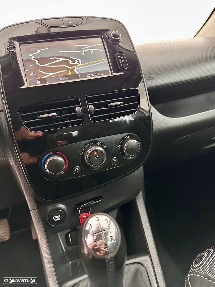 Renault Clio 1.5 dCi Limited EDition - 16