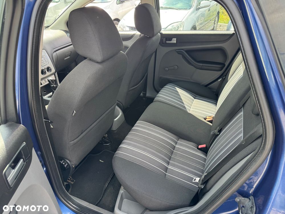 Ford Focus 1.8 TDCi Ghia - 16