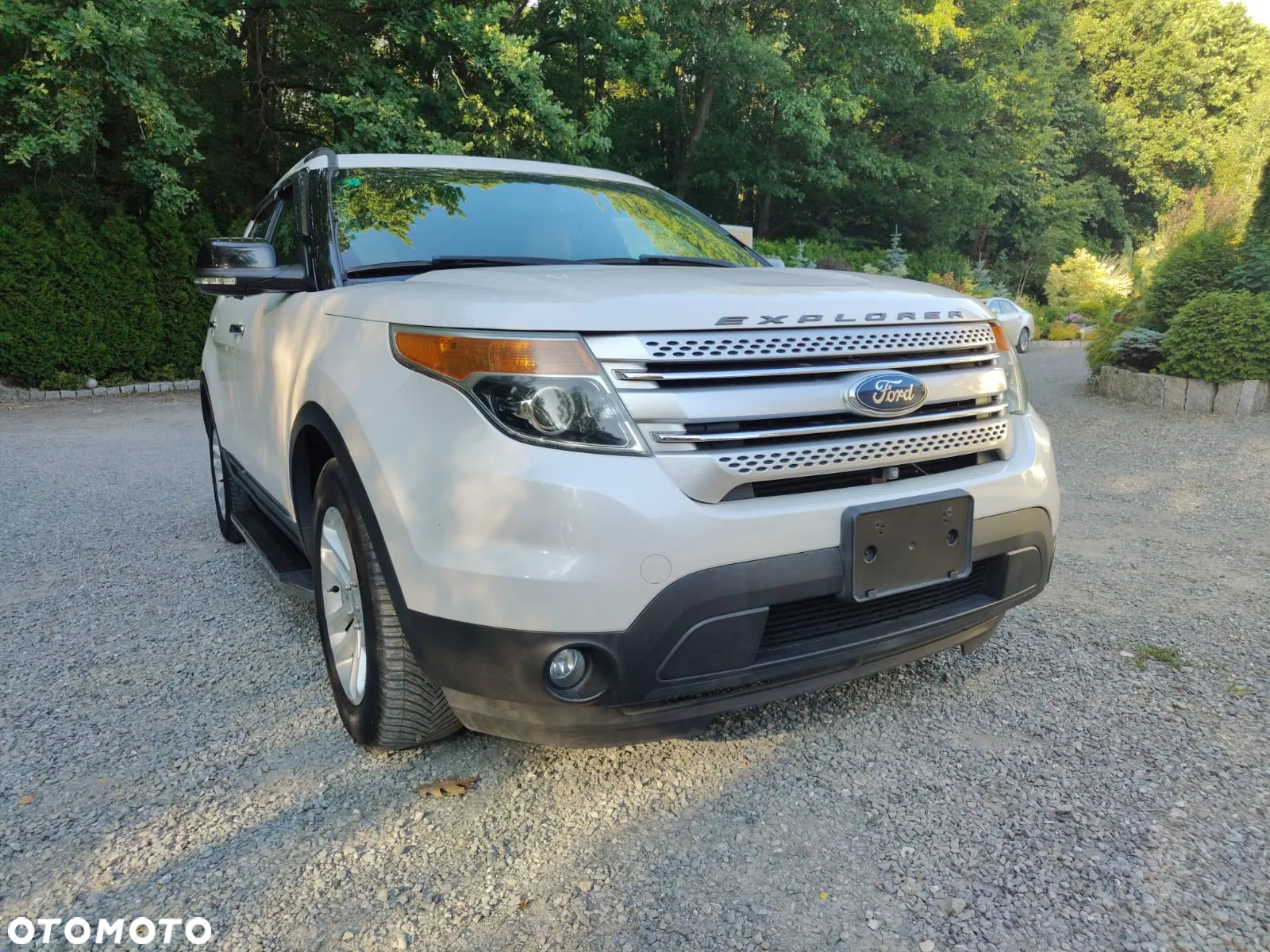Ford Explorer - 2