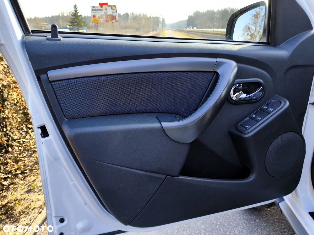 Dacia Duster 1.2 TCe Laureate 4x4 S&S EU6 - 14