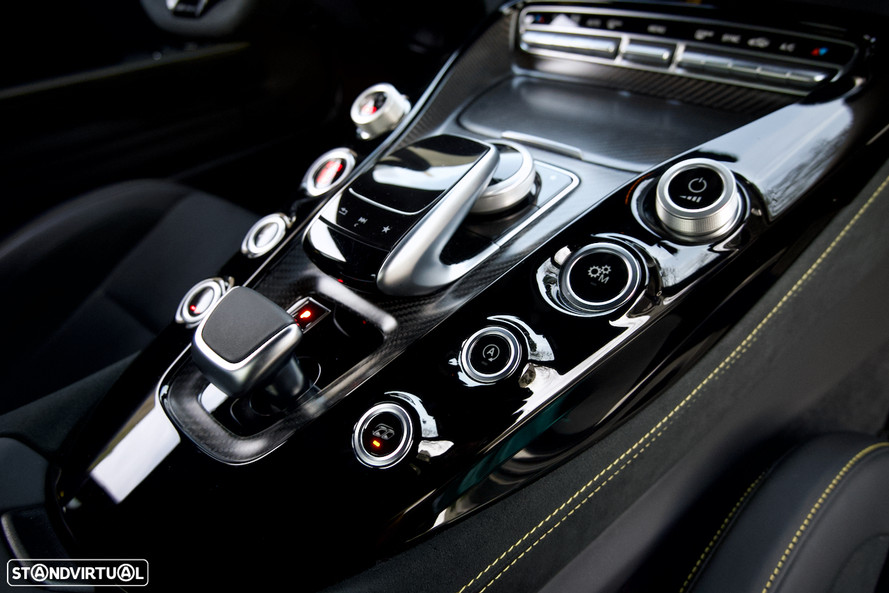 Mercedes-Benz AMG GT R - 37