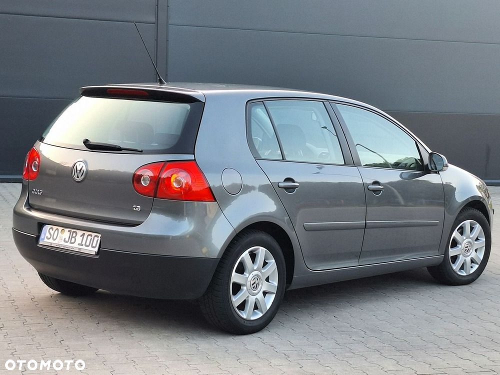 Volkswagen Golf - 20