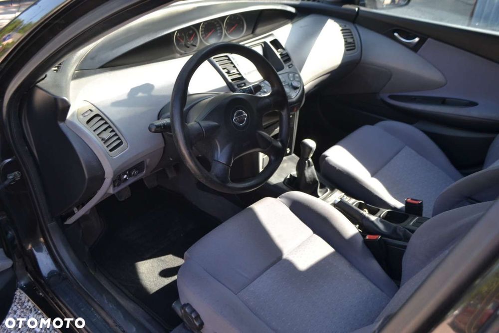 Nissan Primera - 8