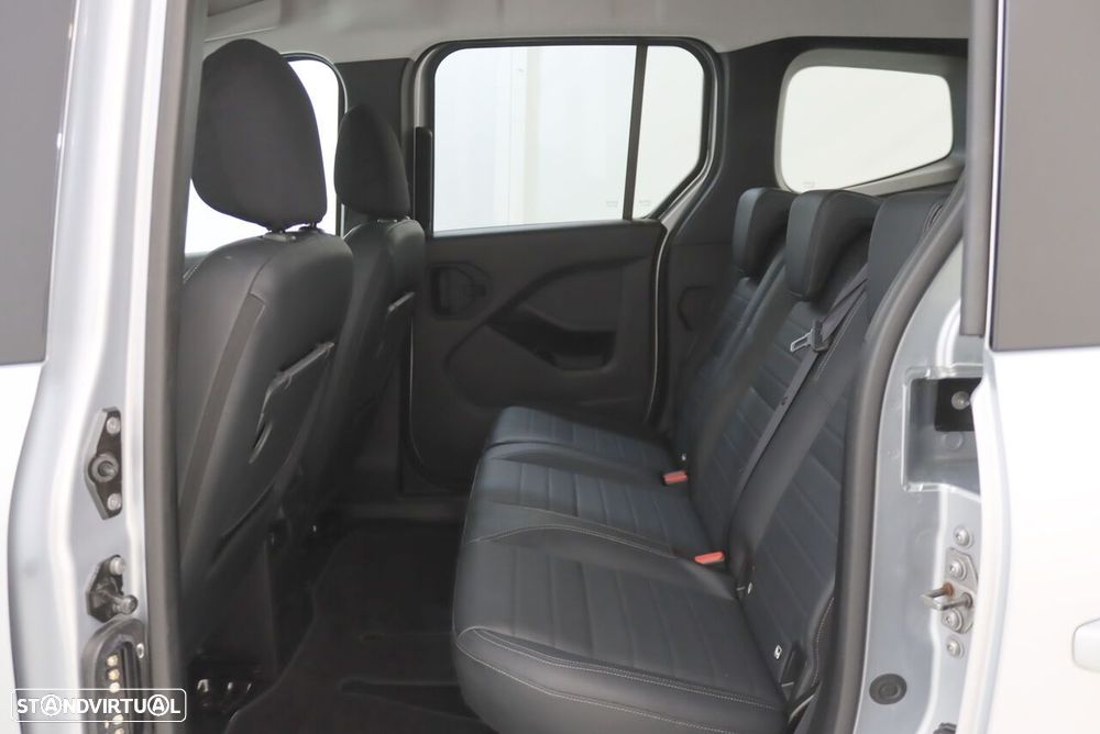 Mercedes-Benz T 180 d Standard - 8