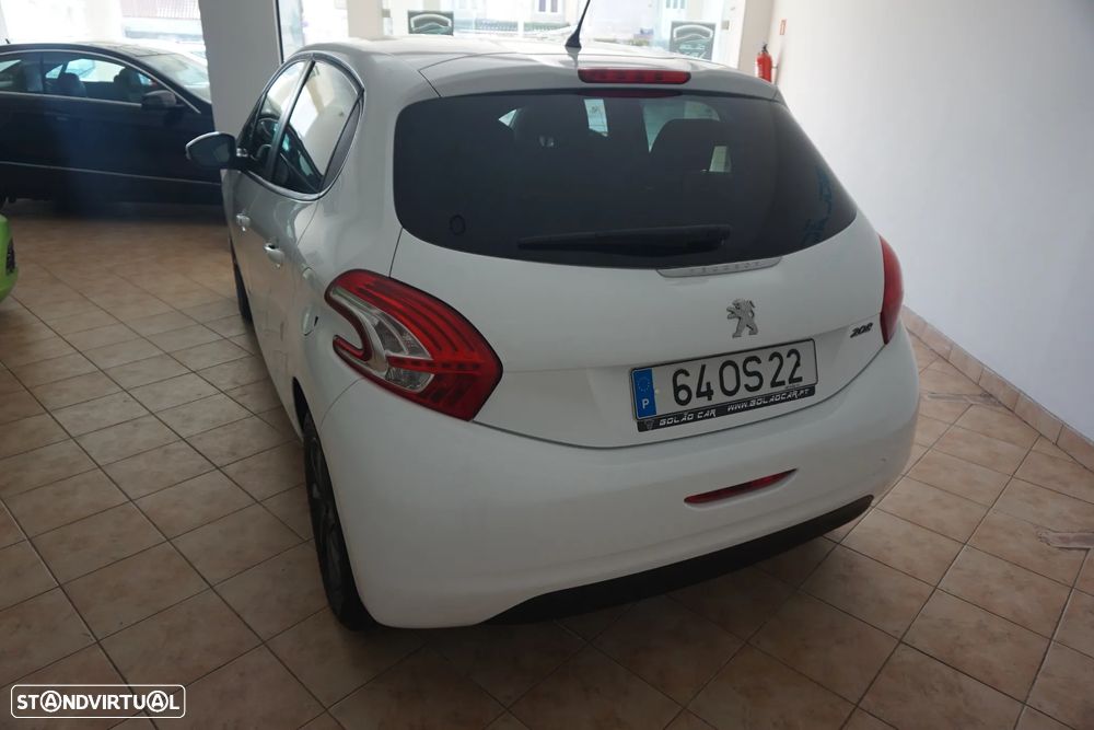 Peugeot 208 1.4 HDi Access - 8