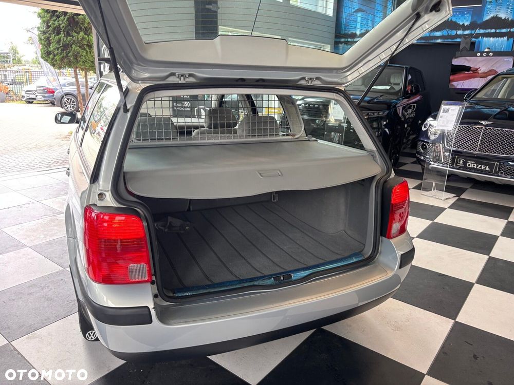 Volkswagen Passat - 30