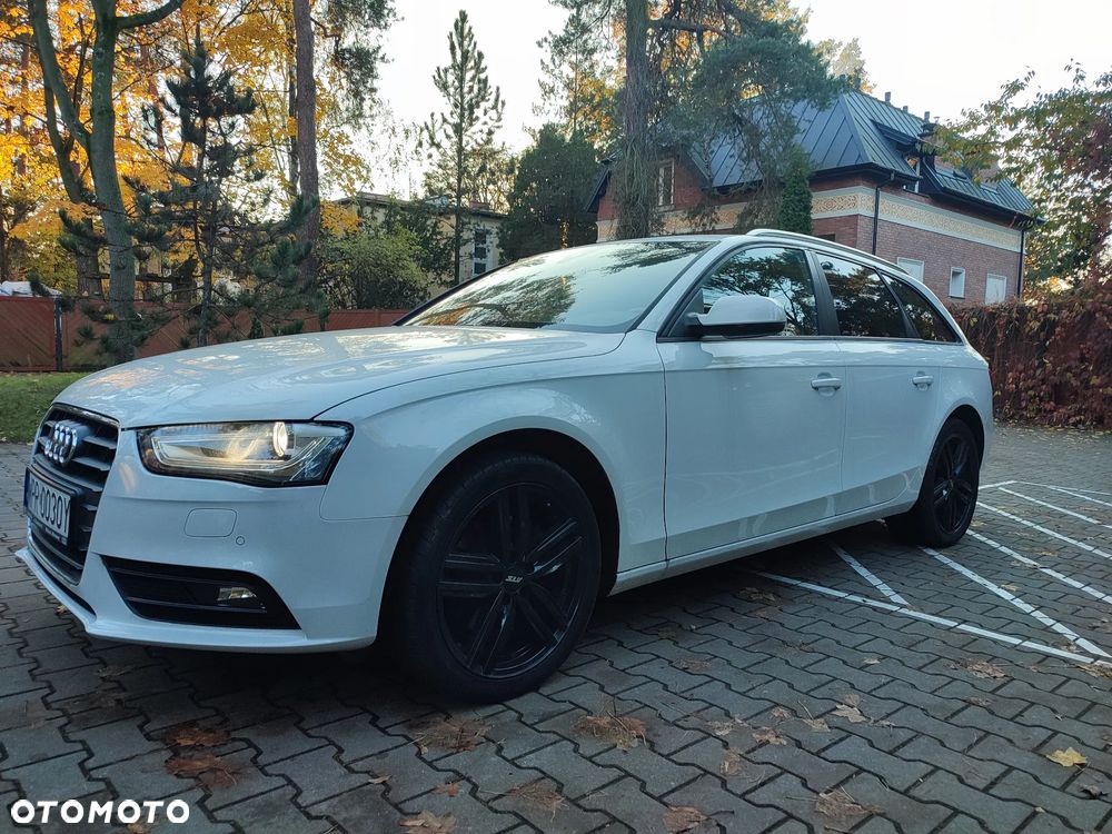 Audi A4 Avant - 4