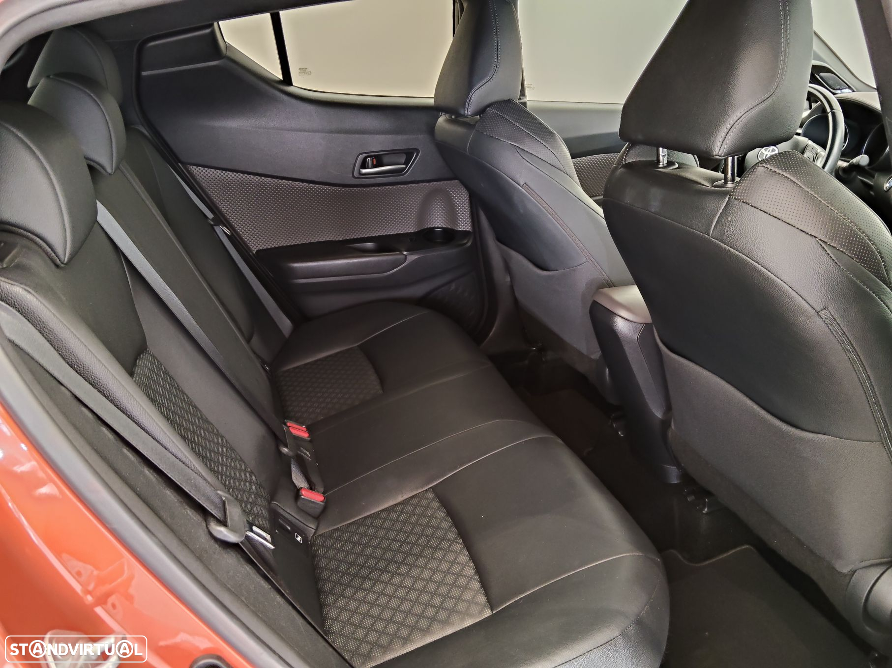 Toyota C-HR 2.0 Hybrid Premier Edition - 7