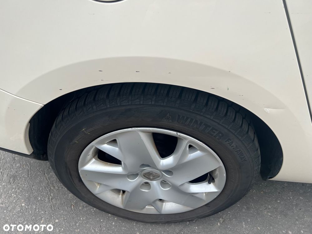 Renault Fluence 2.0 16V Privilege - 34