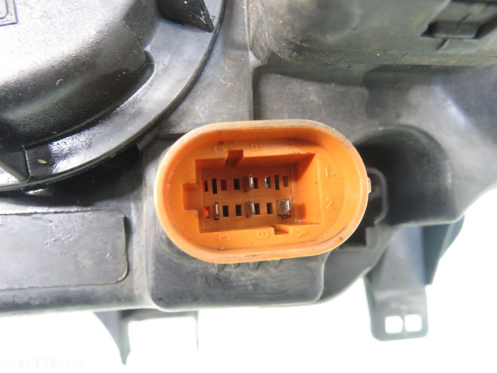 LAMPA PRAWA PRZEDNIA RENAULT MEGANE I LIFT 087462 - 9