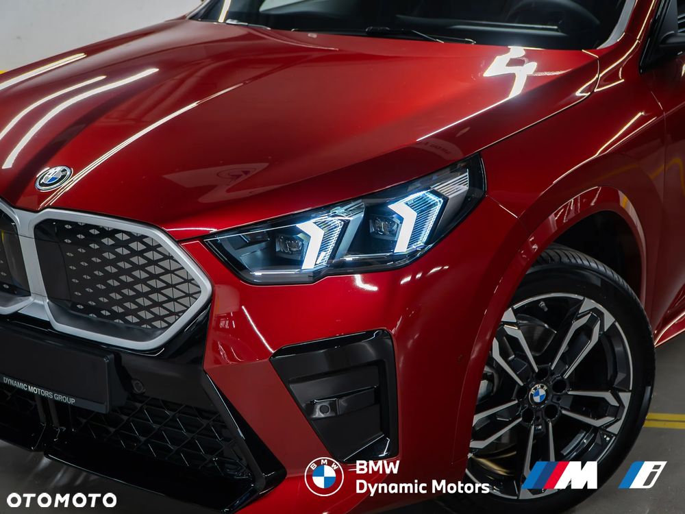 BMW iX2 eDrive20 - 8