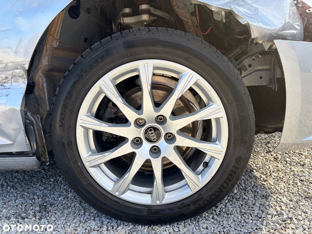 Audi A4 Avant 2.0 TFSI ultra Design S tronic - 30