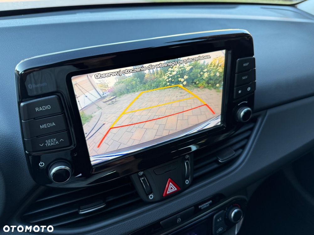 Hyundai i30 1.6 D Comfort - 32