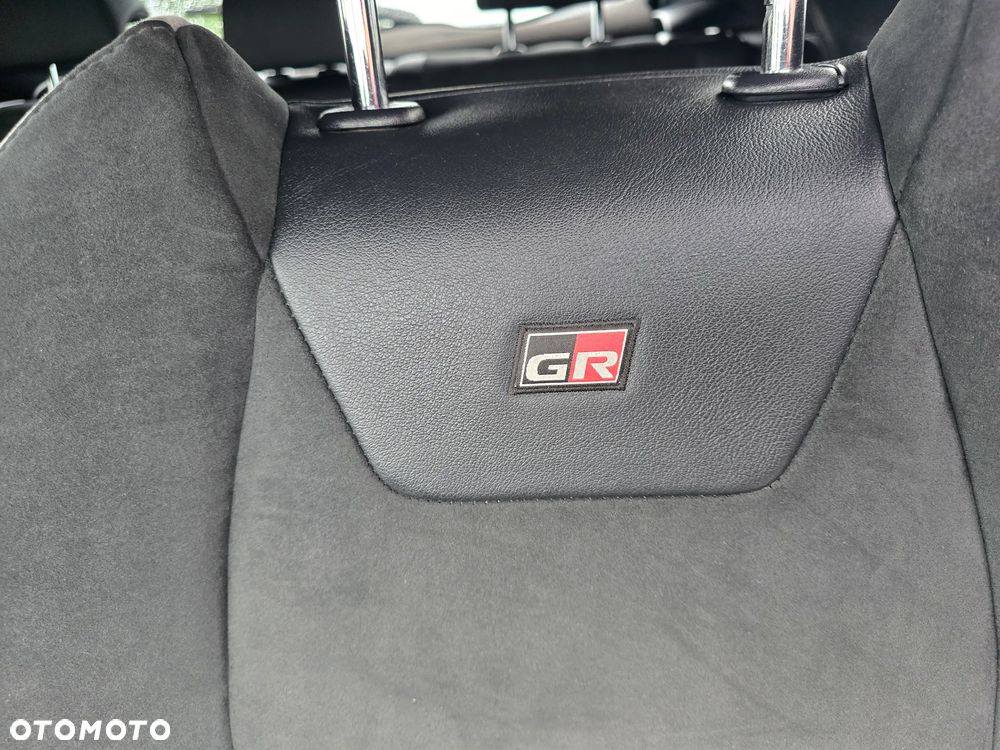 Toyota C-HR 1.8 Hybrid GPF GR Sport - 39