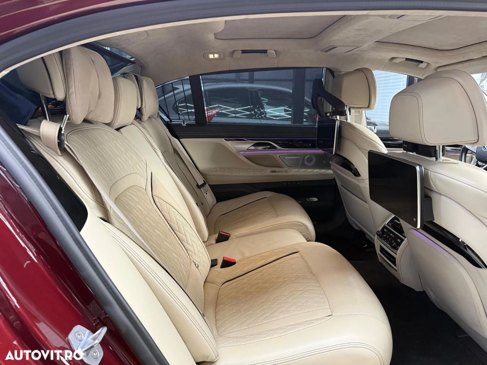 BMW Seria 7 740Ld xDrive - 35