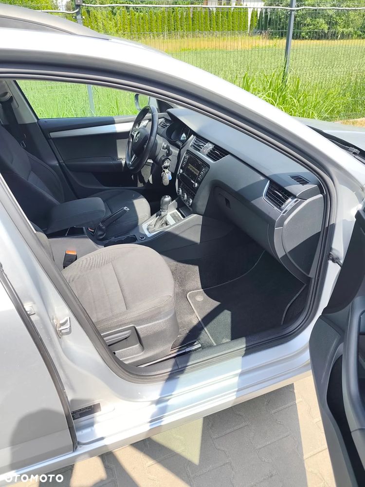 Skoda Octavia 2.0 TDI Joy DSG - 3