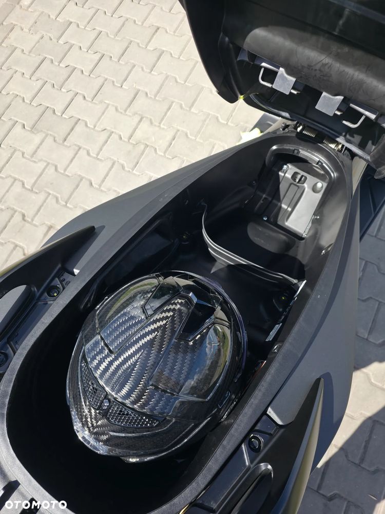 Honda NSS - 4