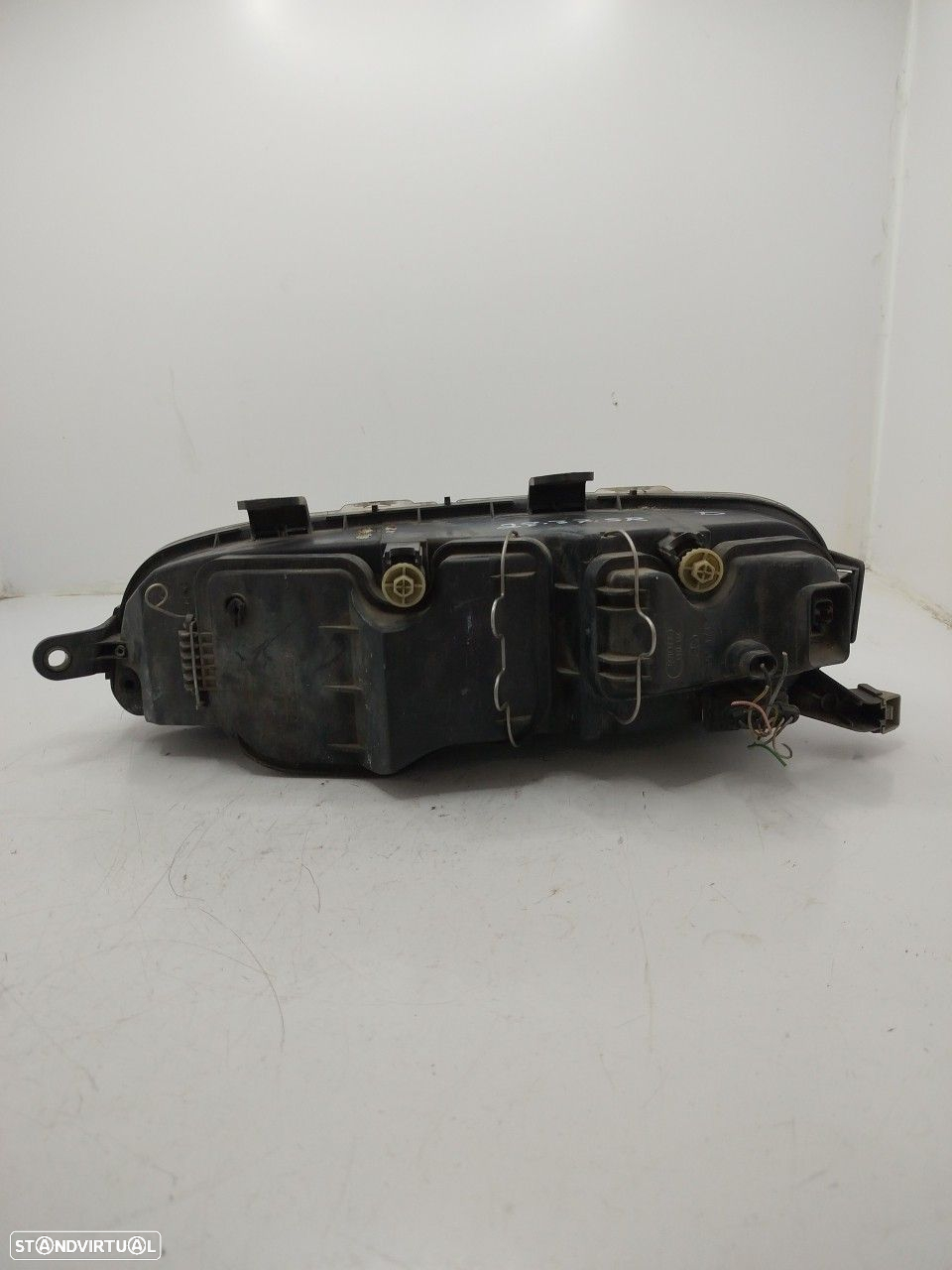 Farol/ Otica Dianteiro Dto Fiat Punto (188_) - 2