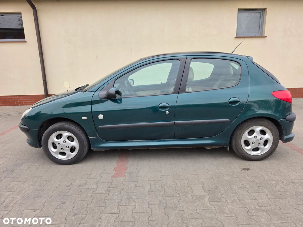Peugeot 206 - 11