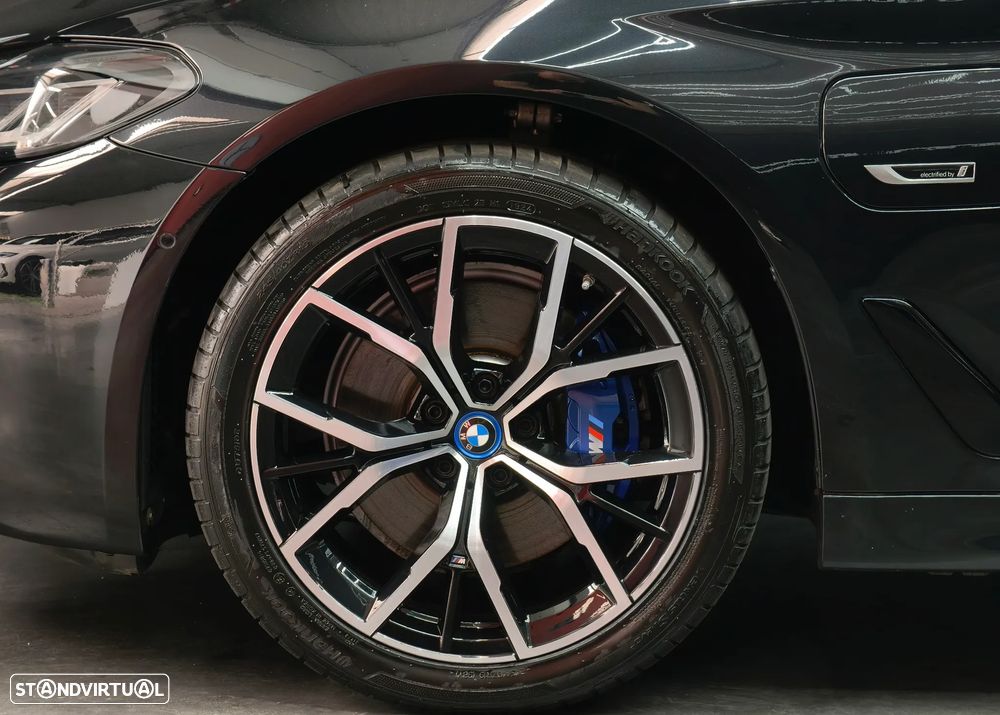 BMW 530 e Pack M - 51