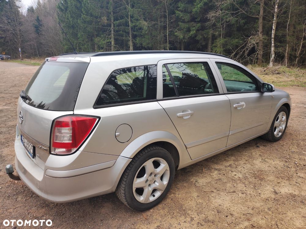 Opel Astra 1.9 CDTI - 3