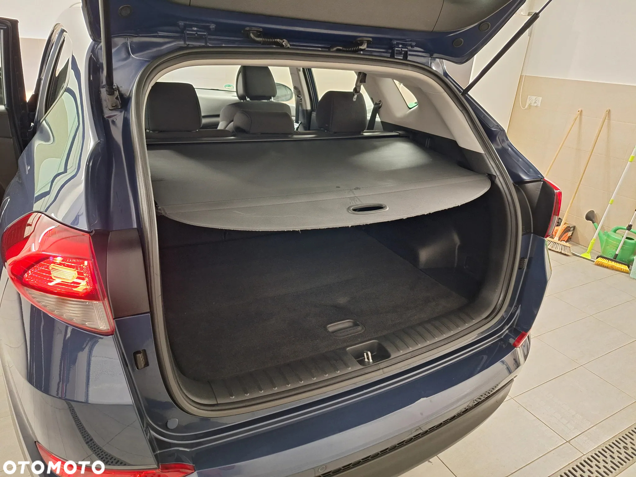 Hyundai Tucson blue 1.6 GDi 2WD Navi - 24