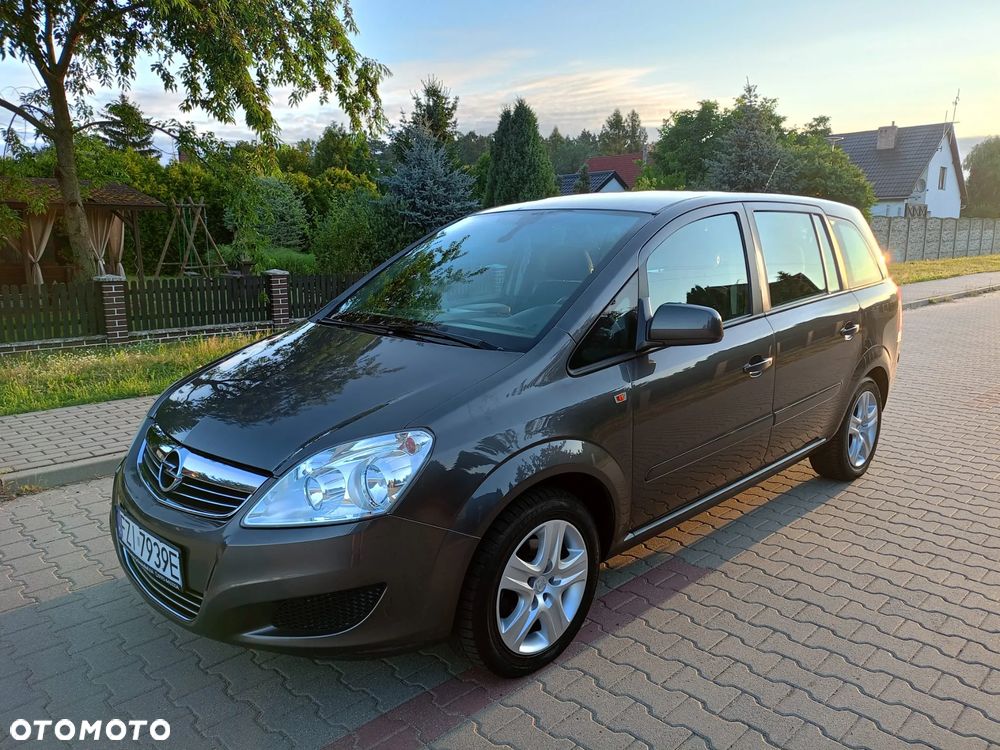 Opel Zafira - 3