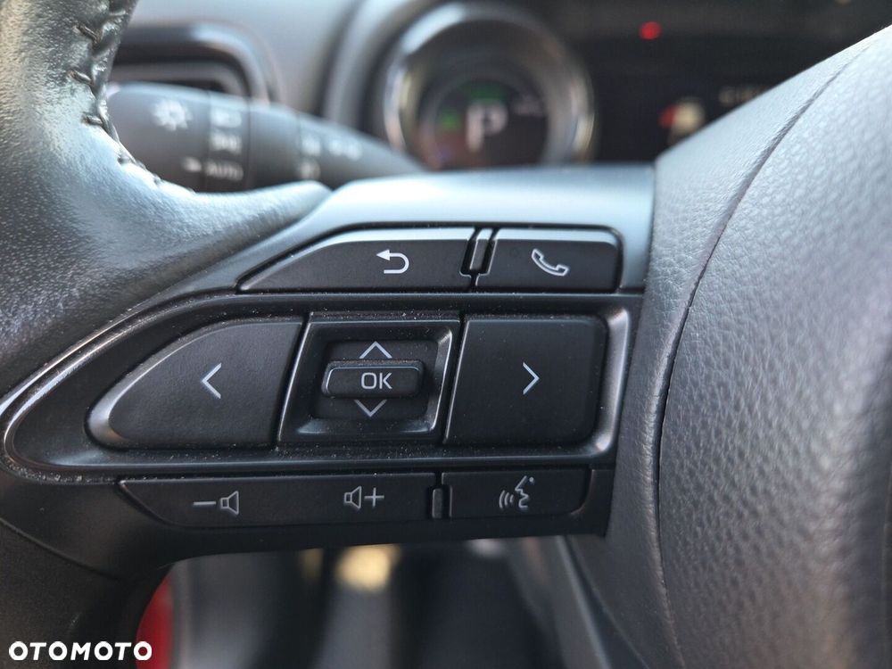 Toyota Yaris Hybrid 1.5 Selection Style - 17