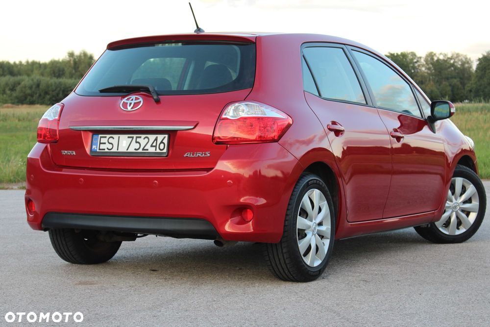 Toyota Auris - 5