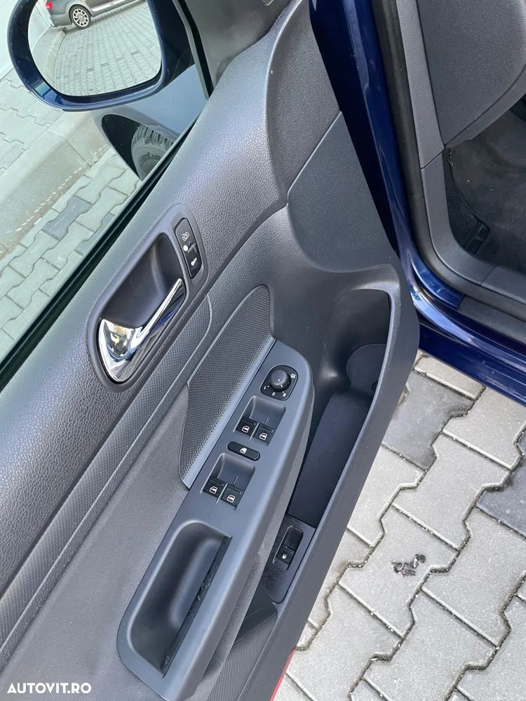 Volkswagen Golf 1.9 TDI Comfortline - 11