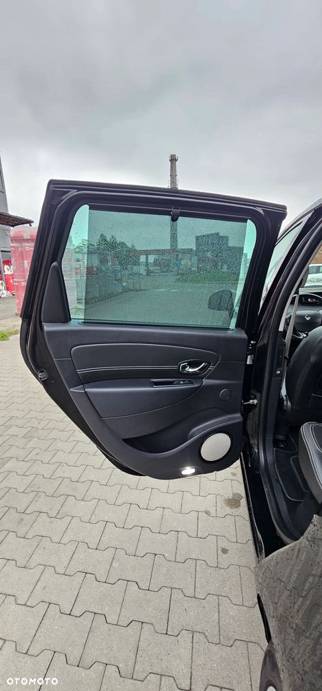 Renault Scenic 1.6dCi Energy Bose Edition - 17