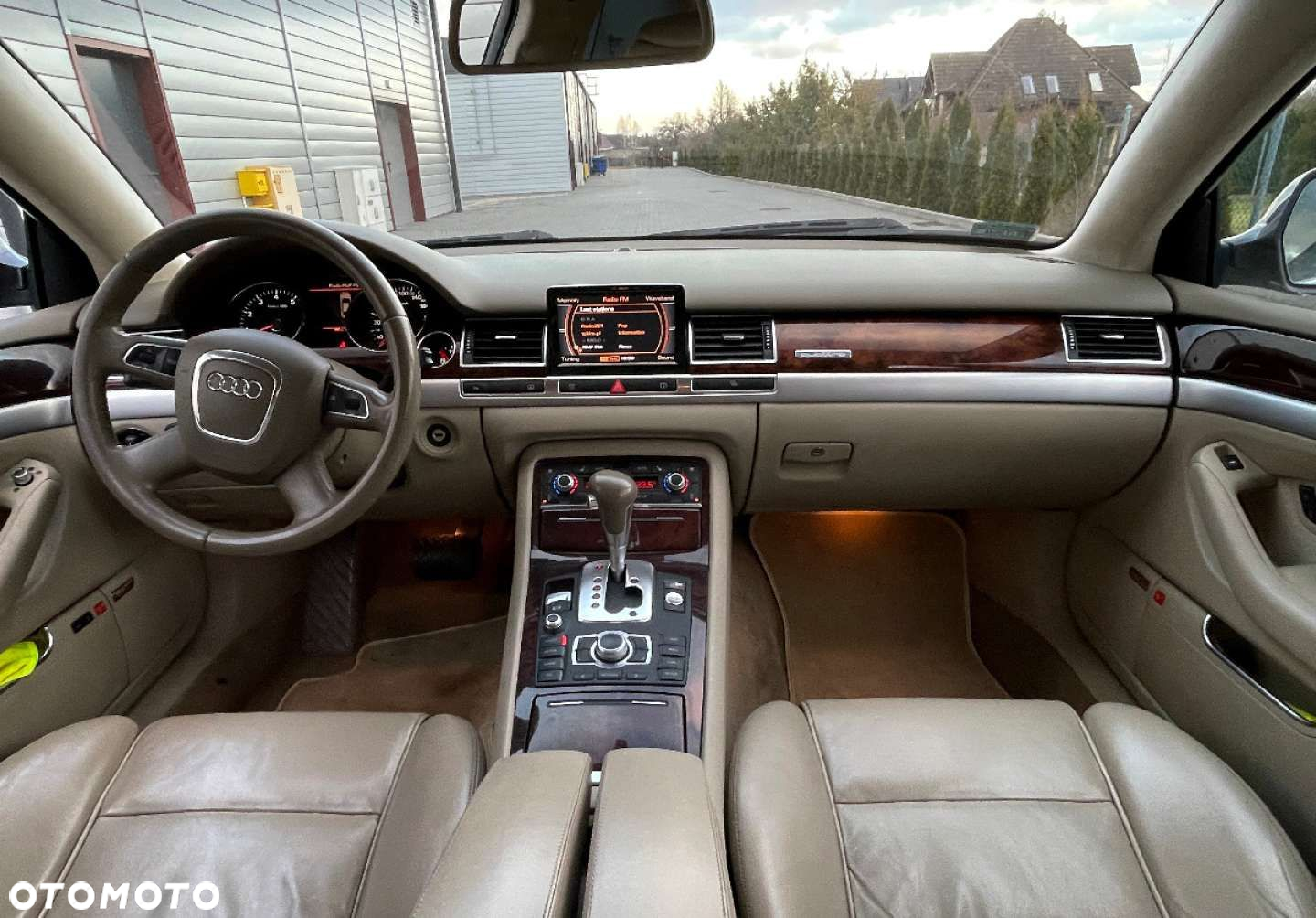 Audi A8 - 21