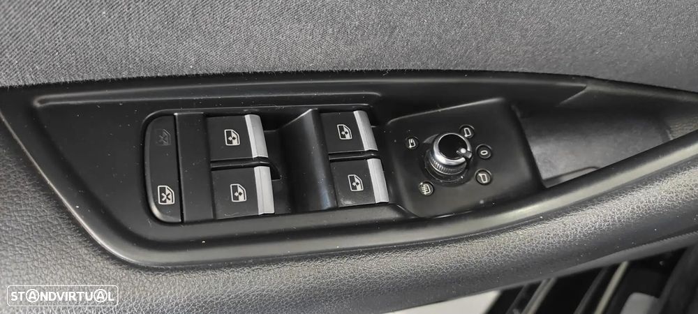 Audi A4 Avant 2.0 TDI S-line S tronic - 44