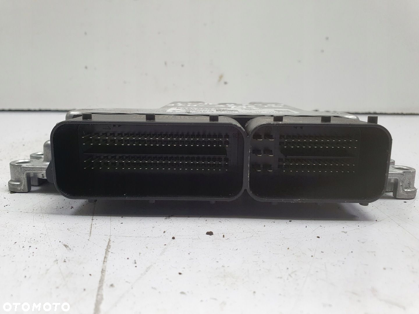 Lynk  Co STEROWNIK SILNIKA komputer 0261S1057W - 4