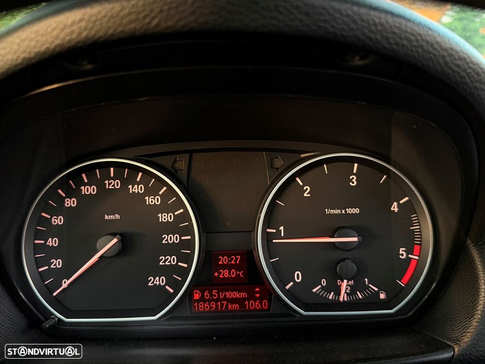 BMW 120 d Limited Edition Lifestyle c/ M Sport Pack - 9