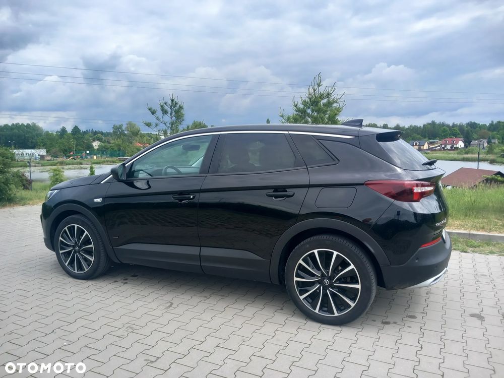 Opel Grandland X 1.6 T PHEV 4x4 Edition Business - 10